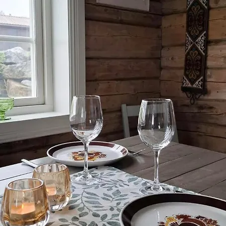 Nordlandshus On Historic Farm Site On Vega Semesterbostad *