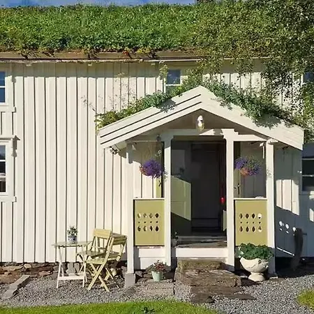 Nordlandshus On Historic Farm Site On Vega