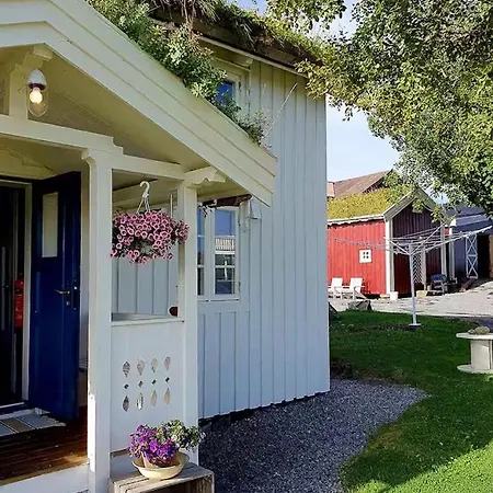 Nordlandshus On Historic Farm Site On Vega * Vika (Nordland)